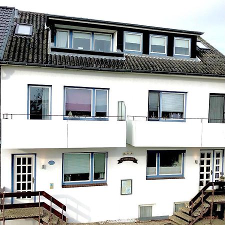 Apartments Zur Schoenen Aussicht 比苏姆 外观 照片