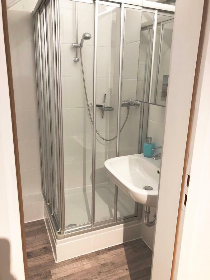 Apartments Zur Schoenen Aussicht 比苏姆 外观 照片